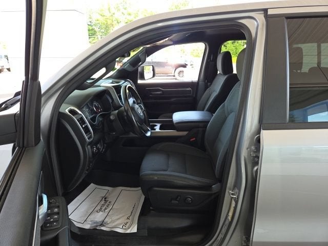 2022 RAM 1500 Big Horn Quad Cab 4x4 6'4" Box