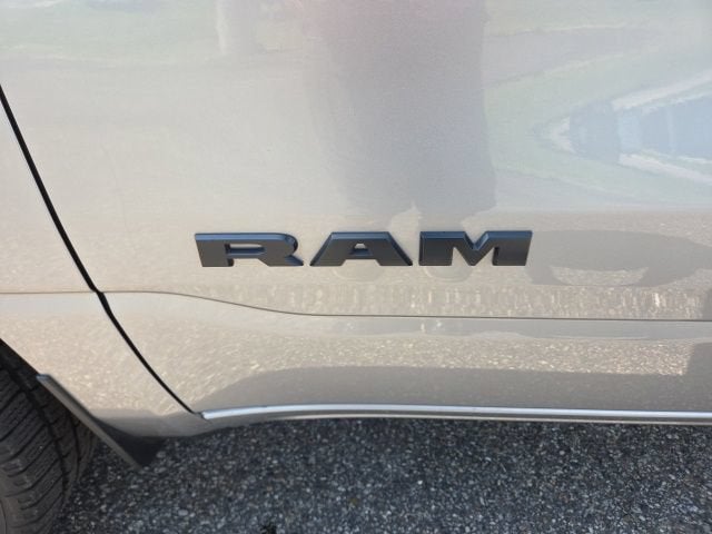 2022 RAM 1500 Big Horn Quad Cab 4x4 6'4" Box