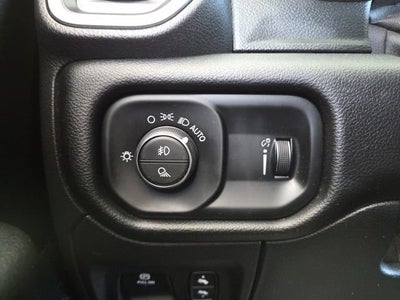 2022 RAM 1500 Big Horn Quad Cab 4x4 6'4" Box