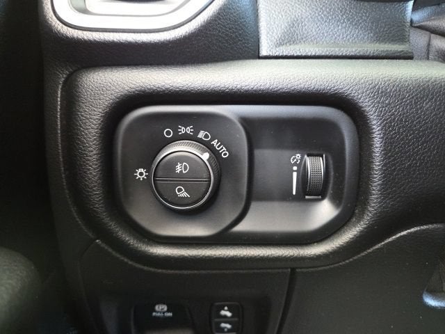 2022 RAM 1500 Big Horn Quad Cab 4x4 6'4" Box