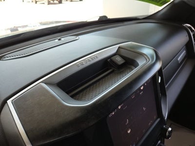 2022 RAM 1500 Big Horn Quad Cab 4x4 6'4" Box