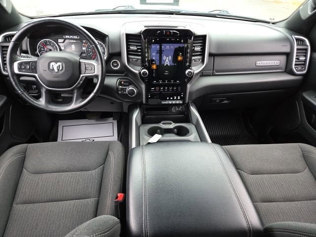 2020 RAM 1500 Big Horn Crew Cab 4x4 5'7" Box