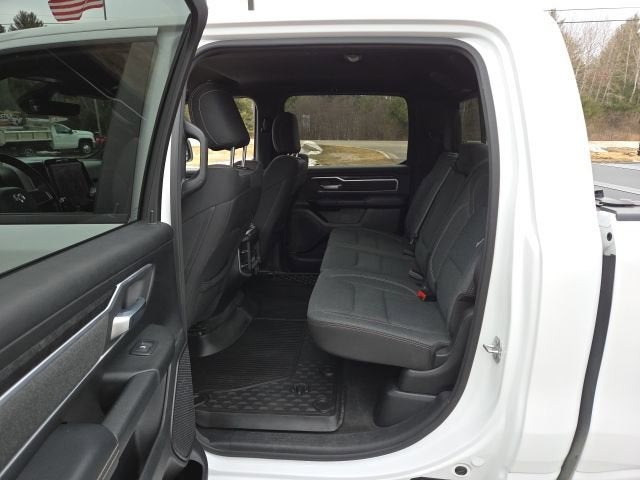 2020 RAM 1500 Big Horn Crew Cab 4x4 5'7" Box