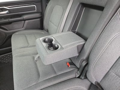 2020 RAM 1500 Big Horn Crew Cab 4x4 5'7" Box