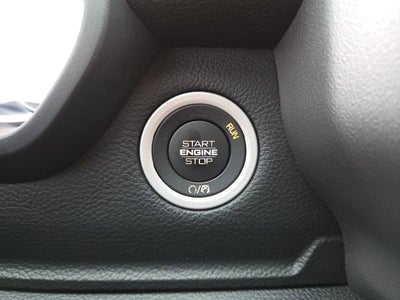 2020 RAM 1500 Big Horn Crew Cab 4x4 5'7" Box