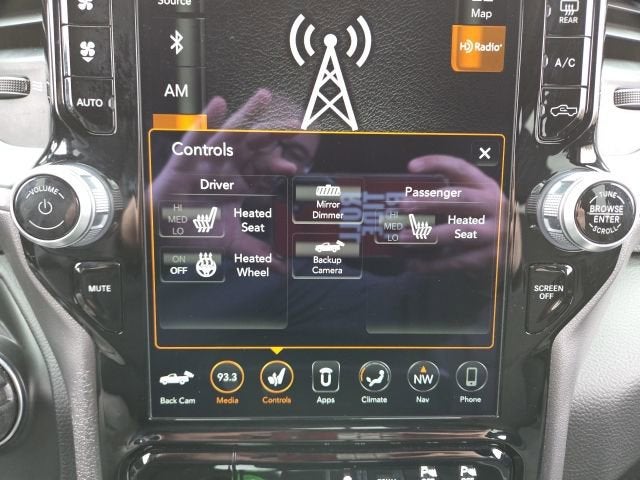 2020 RAM 1500 Big Horn Crew Cab 4x4 5'7" Box