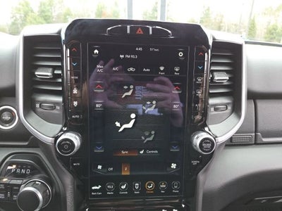 2020 RAM 1500 Big Horn Crew Cab 4x4 5'7" Box