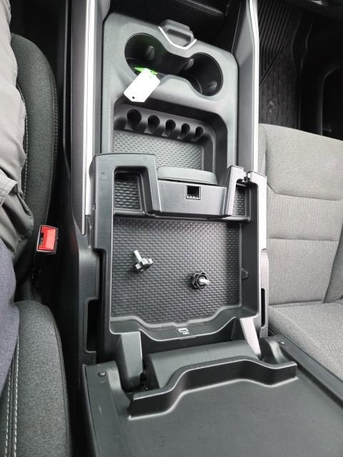 2020 RAM 1500 Big Horn Crew Cab 4x4 5'7" Box