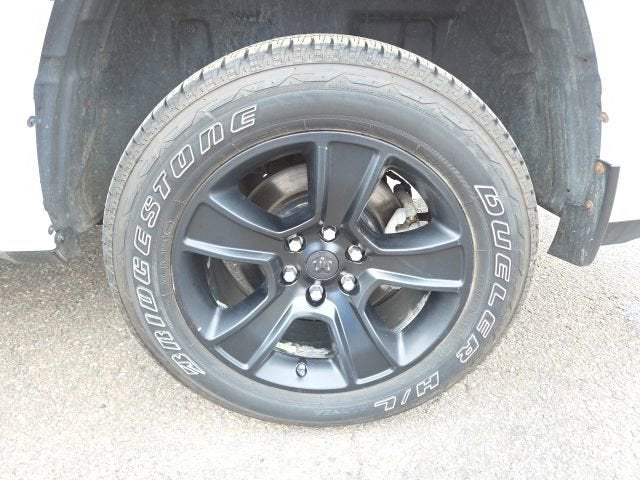 2020 RAM 1500 Big Horn Crew Cab 4x4 5'7" Box