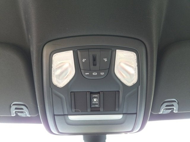 2020 RAM 1500 Rebel Crew Cab 4x4 5'7" Box