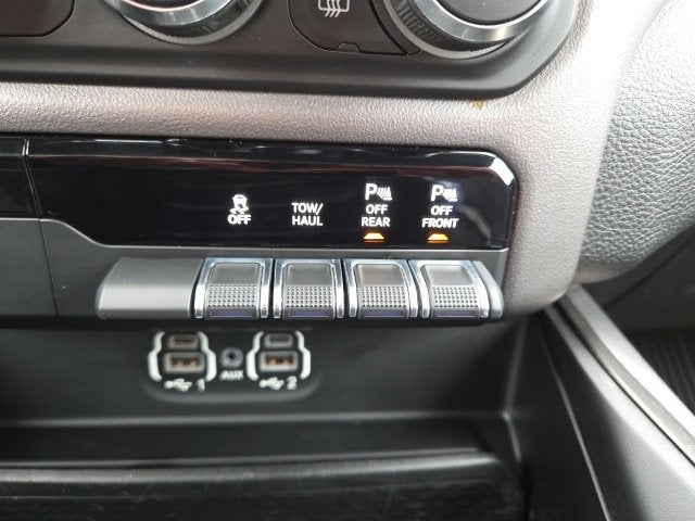 2020 RAM 1500 Rebel Crew Cab 4x4 5'7" Box