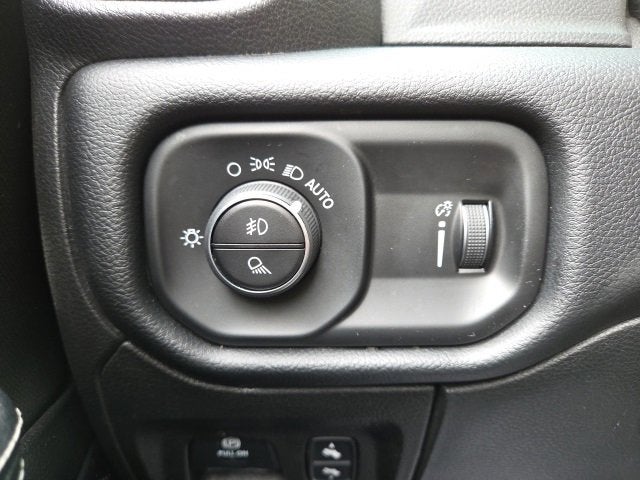 2020 RAM 1500 Rebel Crew Cab 4x4 5'7" Box