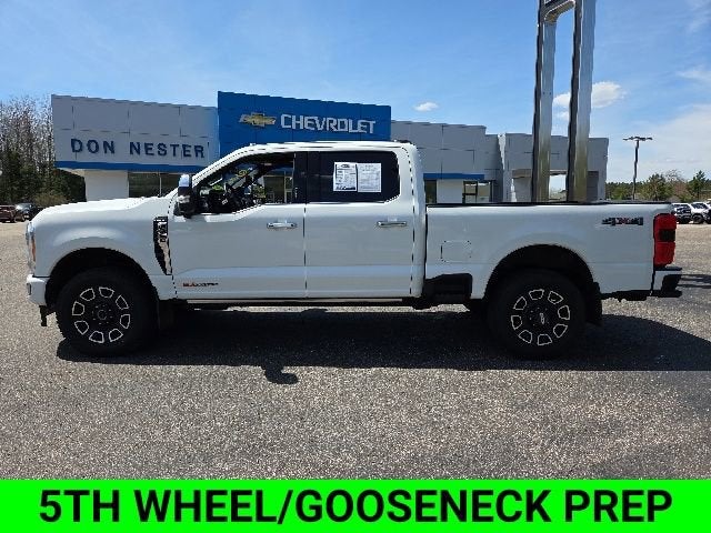 2023 Ford F-350 Platinum