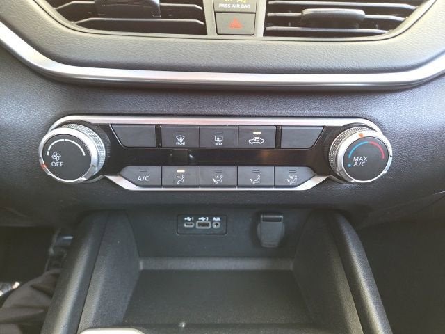 2022 Nissan Altima SV FWD