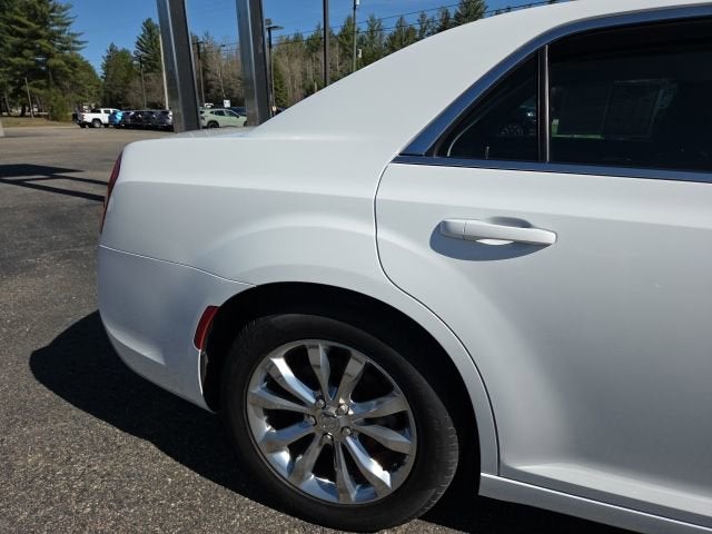 2021 Chrysler 300 Touring L AWD
