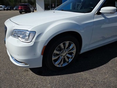 2021 Chrysler 300 Touring L AWD