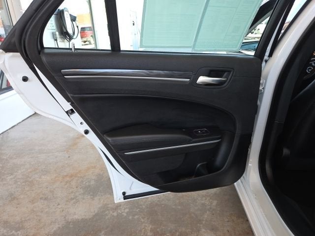 2021 Chrysler 300 Touring L AWD