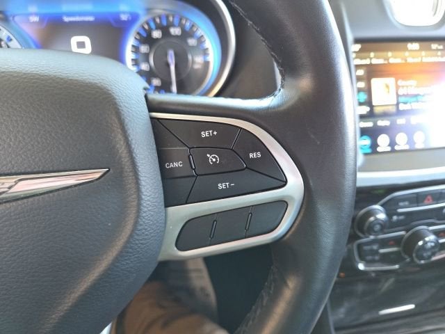 2021 Chrysler 300 Touring L AWD