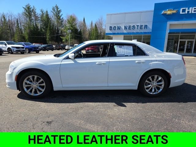 2021 Chrysler 300 Touring L AWD