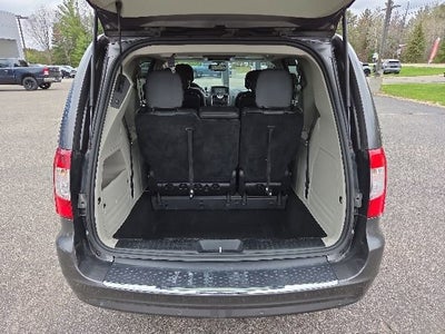 2016 Chrysler Town & Country Touring-L Anniversary Edition