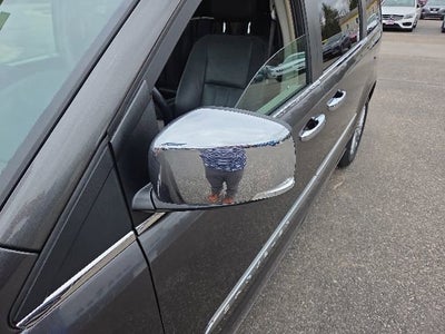 2016 Chrysler Town & Country Touring-L Anniversary Edition