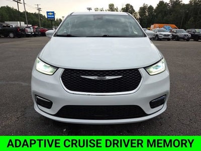 2022 Chrysler Pacifica Hybrid Touring L