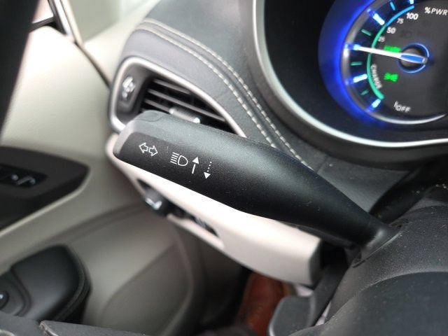 2022 Chrysler Pacifica Hybrid Touring L