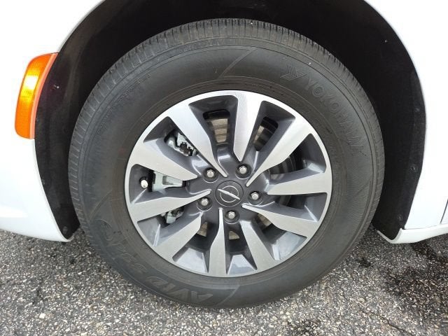 2022 Chrysler Pacifica Hybrid Touring L