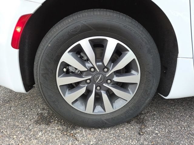 2022 Chrysler Pacifica Hybrid Touring L