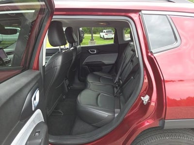 2022 Jeep Compass Latitude Lux 4x4
