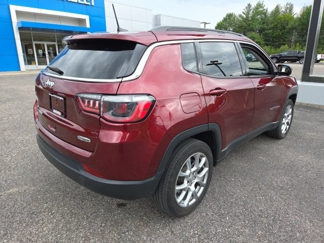 2022 Jeep Compass Latitude Lux 4x4