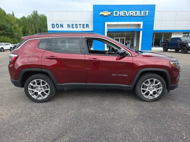 2022 Jeep Compass Latitude Lux 4x4