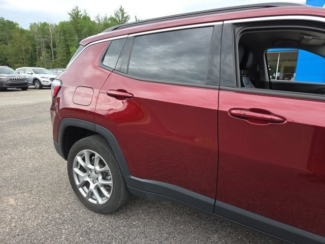 2022 Jeep Compass Latitude Lux 4x4