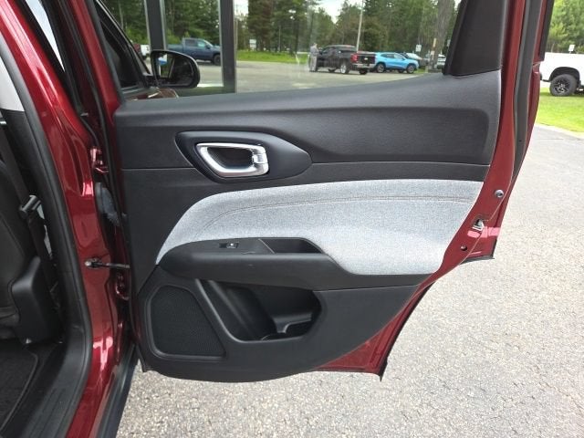 2022 Jeep Compass Latitude Lux 4x4