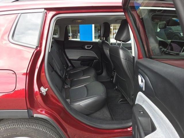 2022 Jeep Compass Latitude Lux 4x4