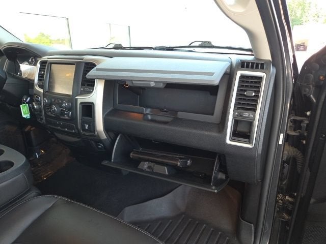 2015 RAM 1500 SLT