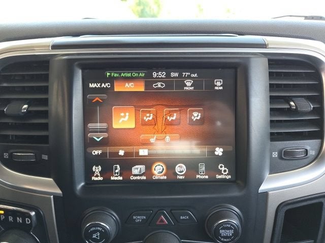 2015 RAM 1500 SLT