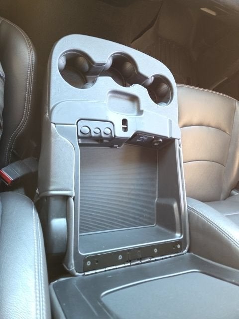 2015 RAM 1500 SLT