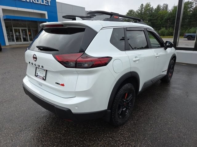 2025 Nissan Rogue Rock Creek