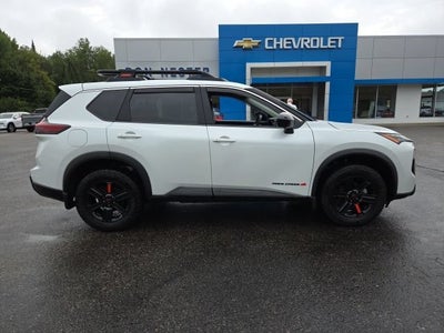 2025 Nissan Rogue Rock Creek