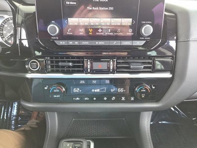2024 Nissan Pathfinder SV 4WD