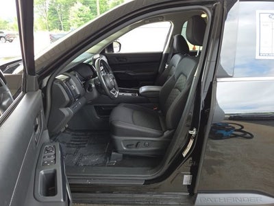 2024 Nissan Pathfinder SV 4WD