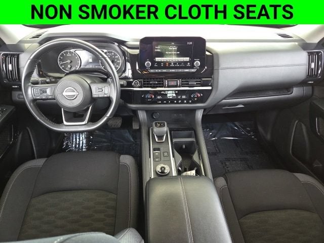 2024 Nissan Pathfinder SV 4WD