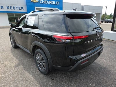 2024 Nissan Pathfinder SV 4WD