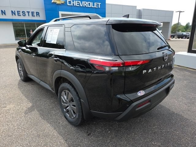 2024 Nissan Pathfinder SV 4WD