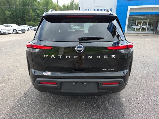 2024 Nissan Pathfinder SV 4WD
