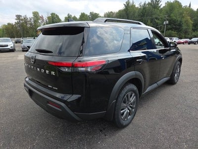 2024 Nissan Pathfinder SV 4WD