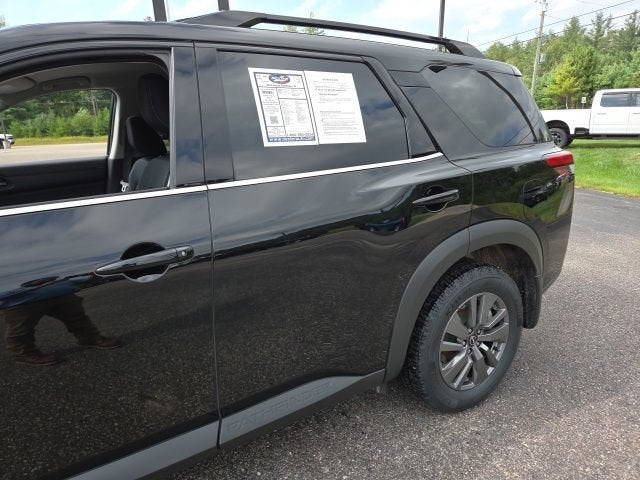 2024 Nissan Pathfinder SV 4WD