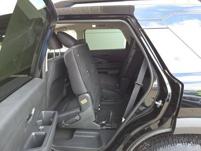 2024 Nissan Pathfinder SV 4WD