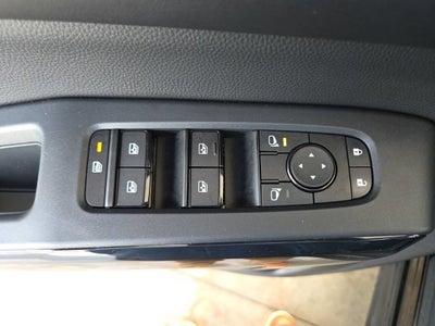 2024 Nissan Pathfinder SV 4WD